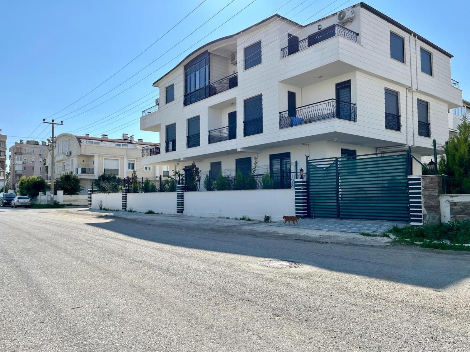 A Flat With Two Close The Lara Beaches D10
